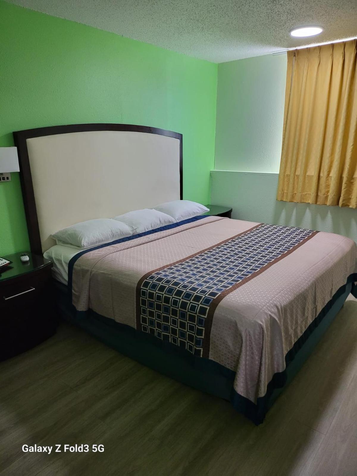 Value Inn & Suites Салина Экстерьер фото